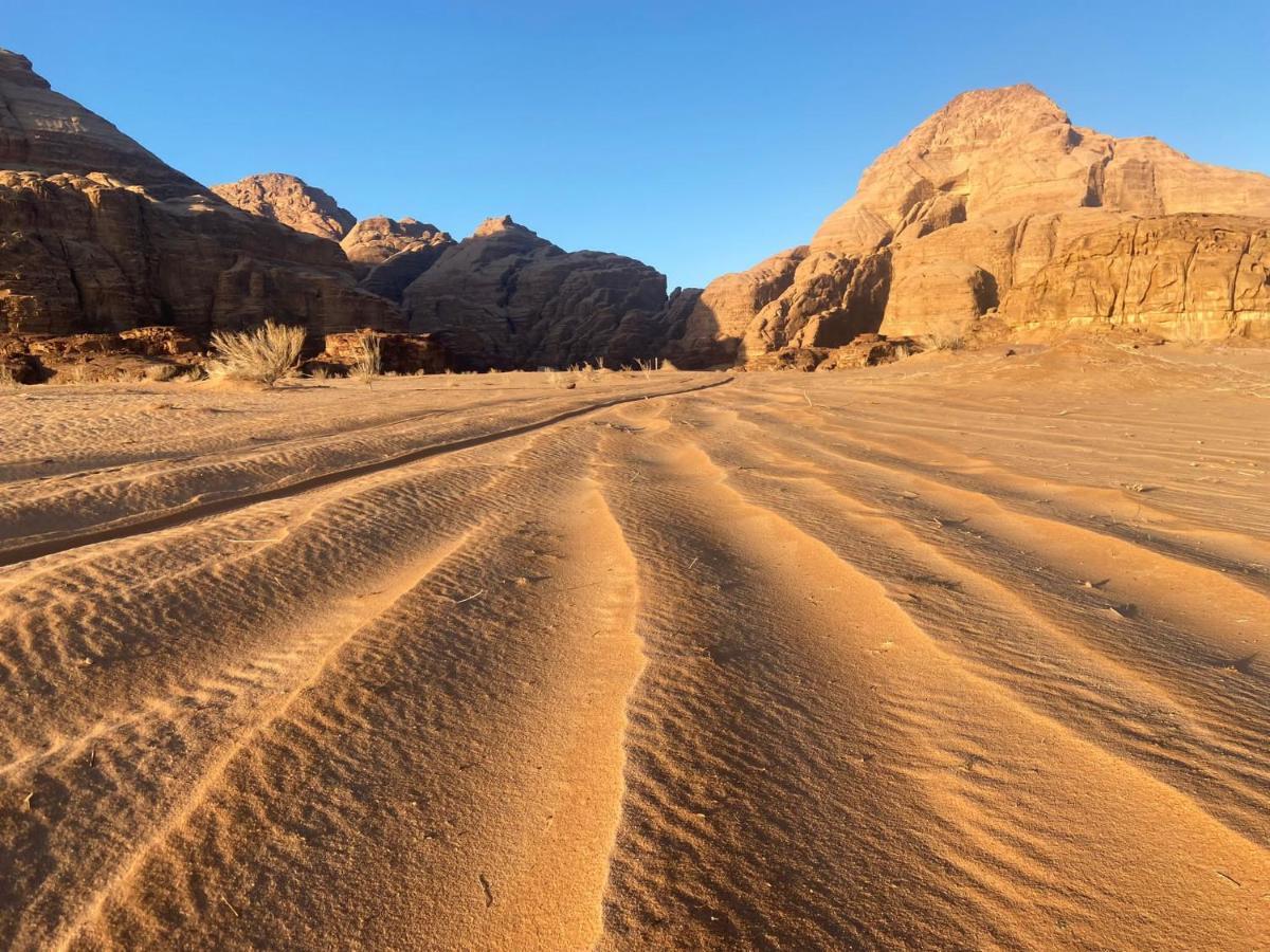 Wadi Rum Albasli エクステリア 写真
